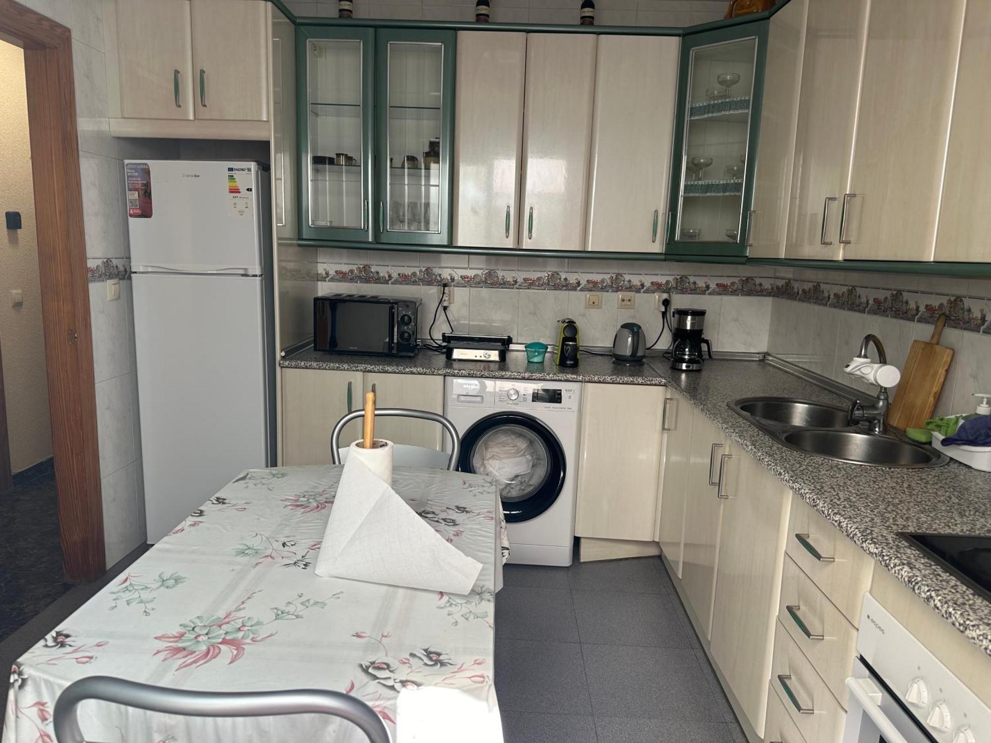 Almeria Centro Habitacion Privada En Apartamento Compartido Eksteriør bilde