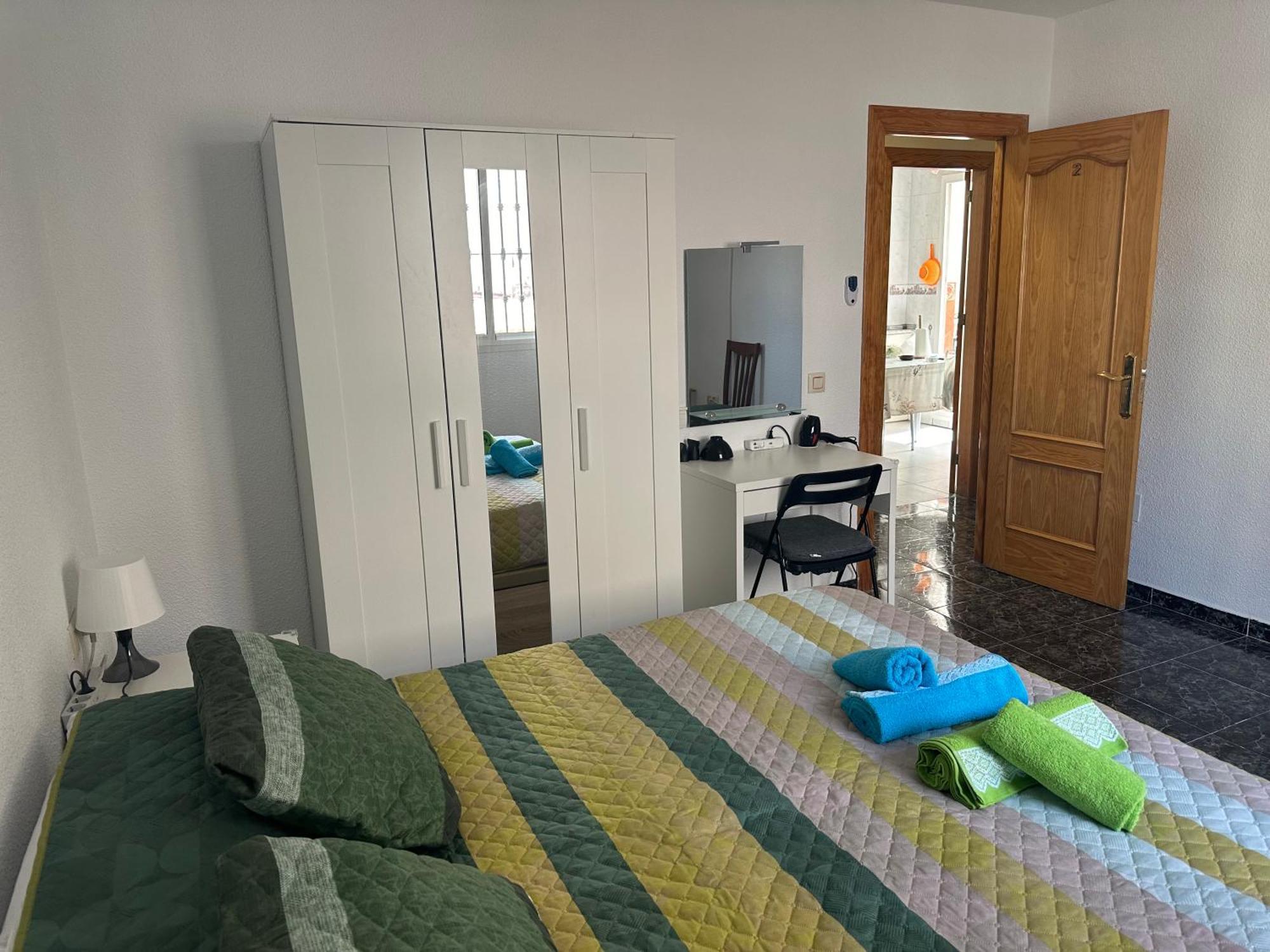 Almeria Centro Habitacion Privada En Apartamento Compartido Eksteriør bilde