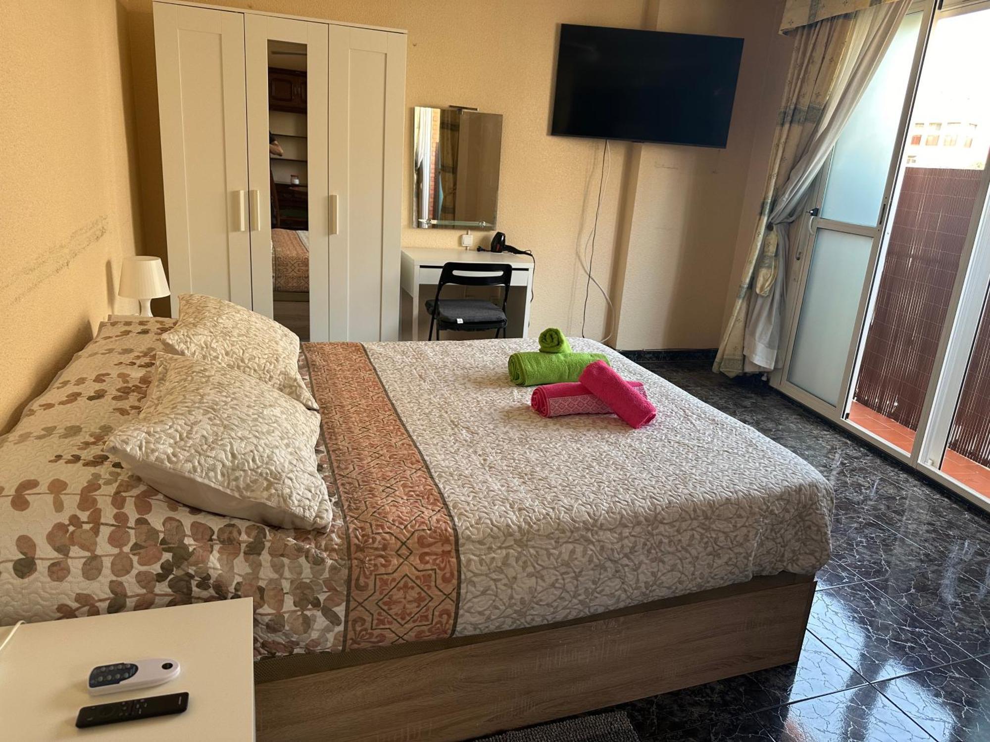 Almeria Centro Habitacion Privada En Apartamento Compartido Eksteriør bilde