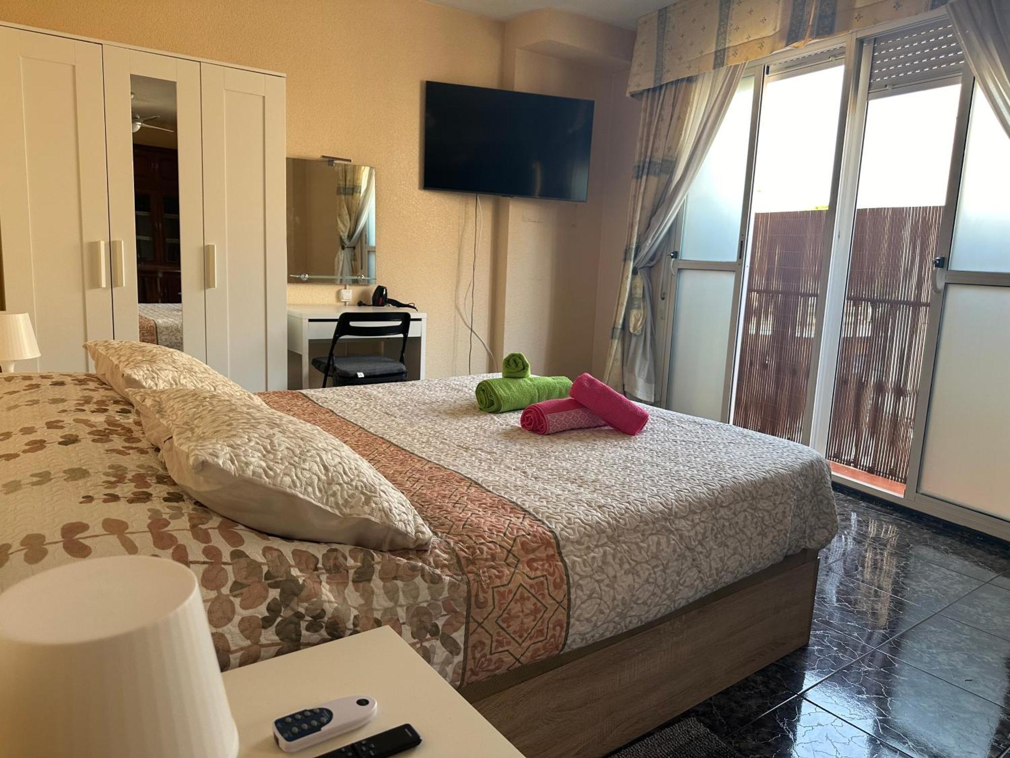 Almeria Centro Habitacion Privada En Apartamento Compartido Eksteriør bilde