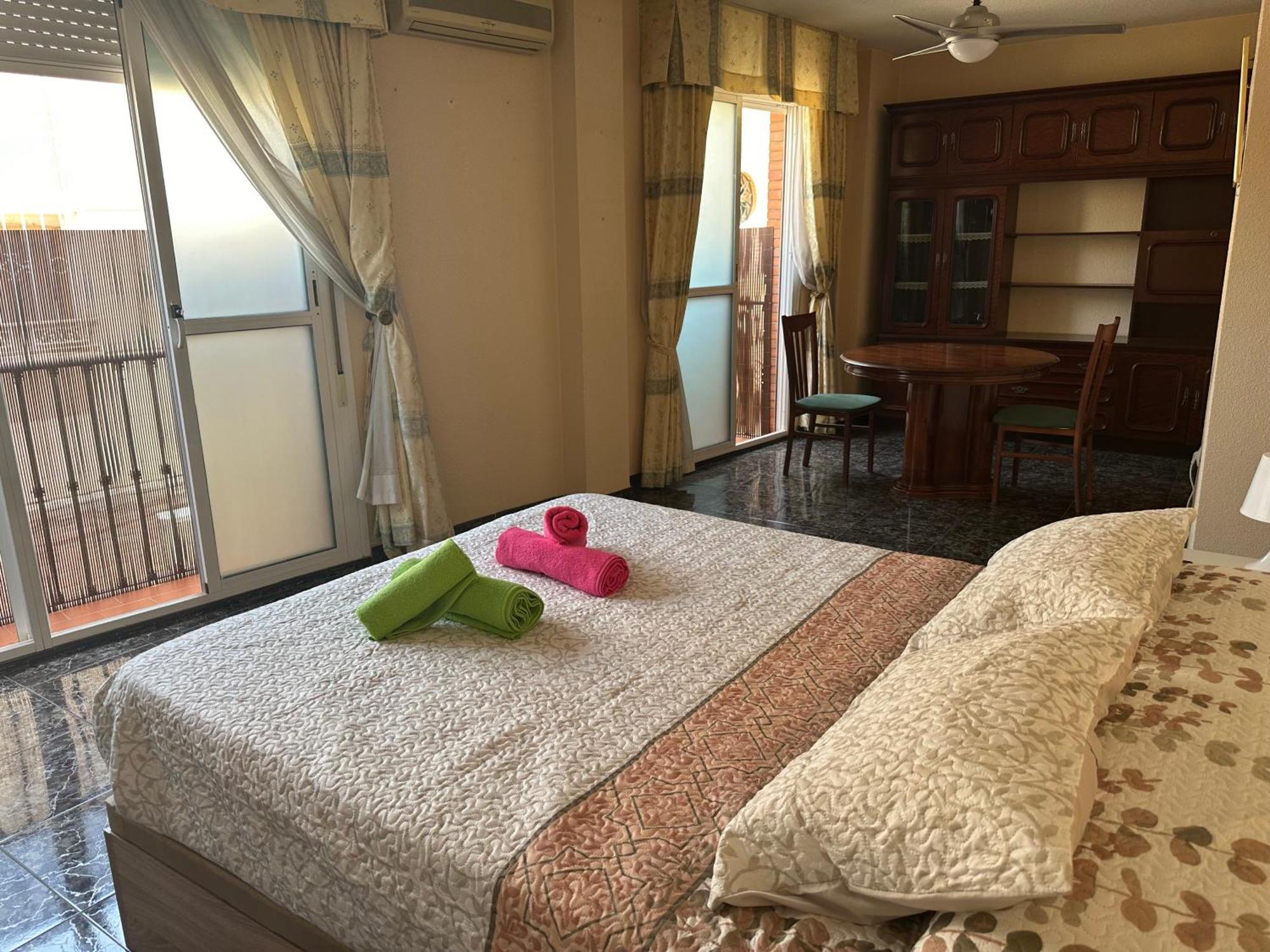 Almeria Centro Habitacion Privada En Apartamento Compartido Eksteriør bilde