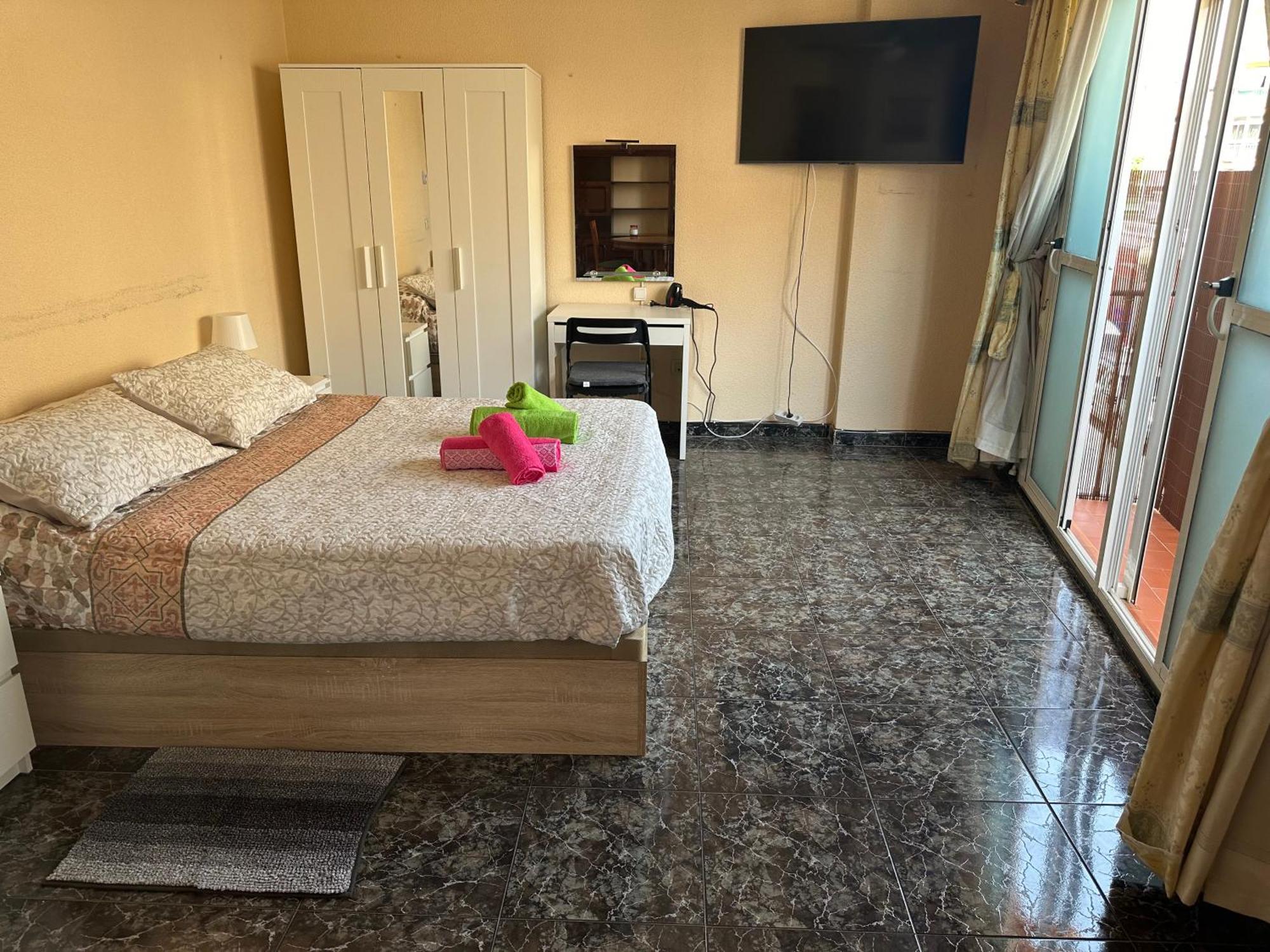 Almeria Centro Habitacion Privada En Apartamento Compartido Eksteriør bilde