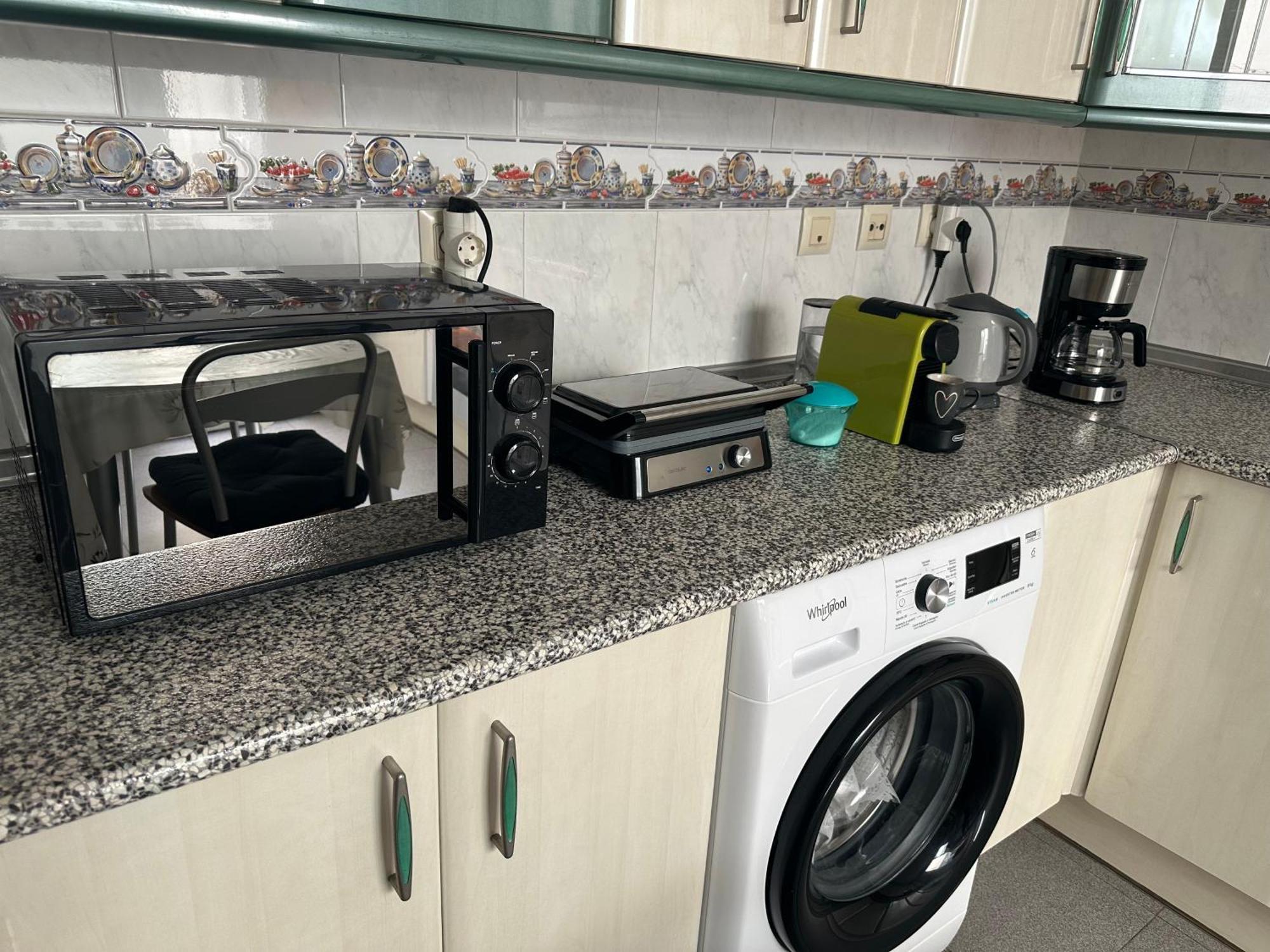 Almeria Centro Habitacion Privada En Apartamento Compartido Eksteriør bilde