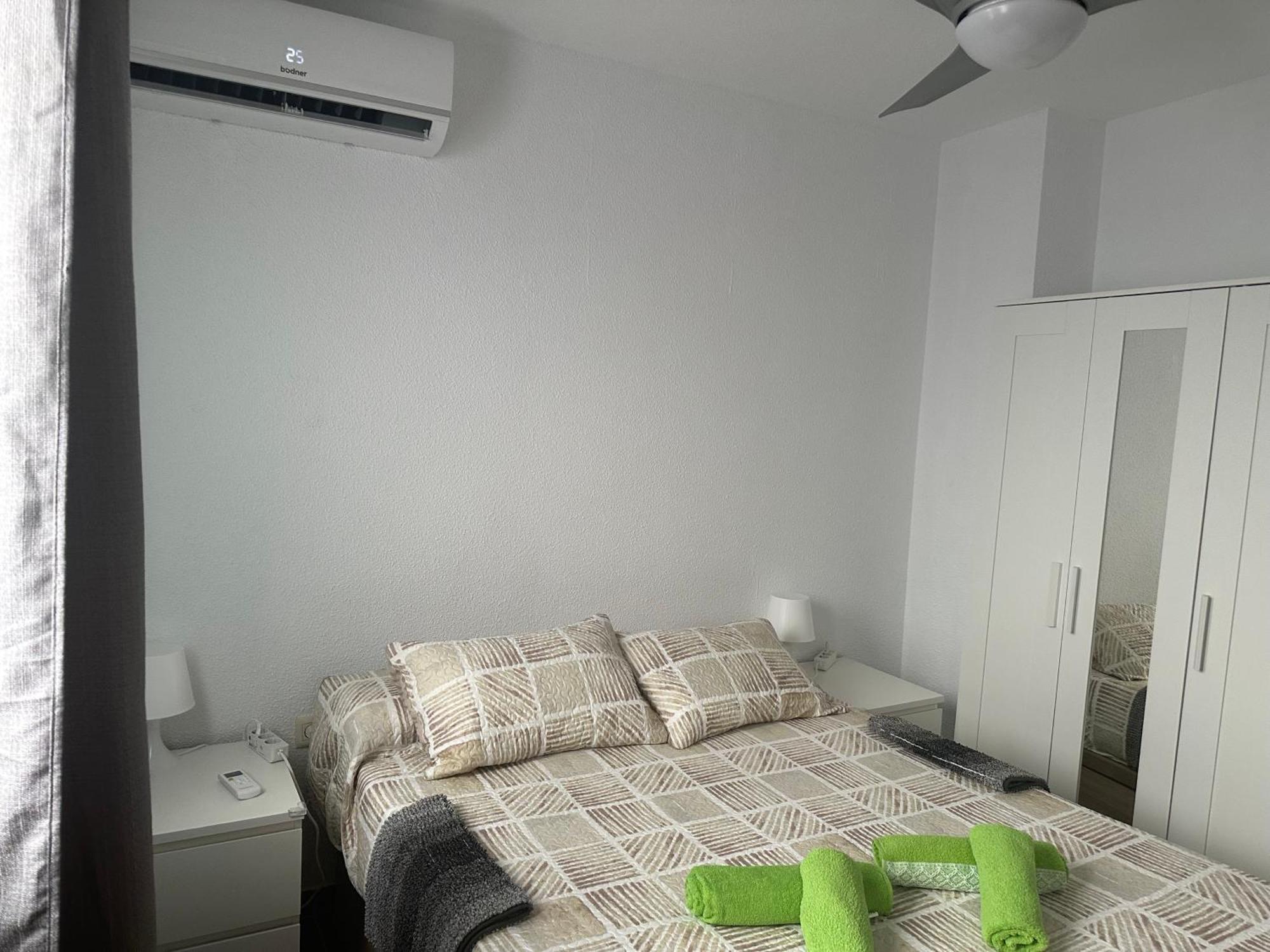 Almeria Centro Habitacion Privada En Apartamento Compartido Eksteriør bilde