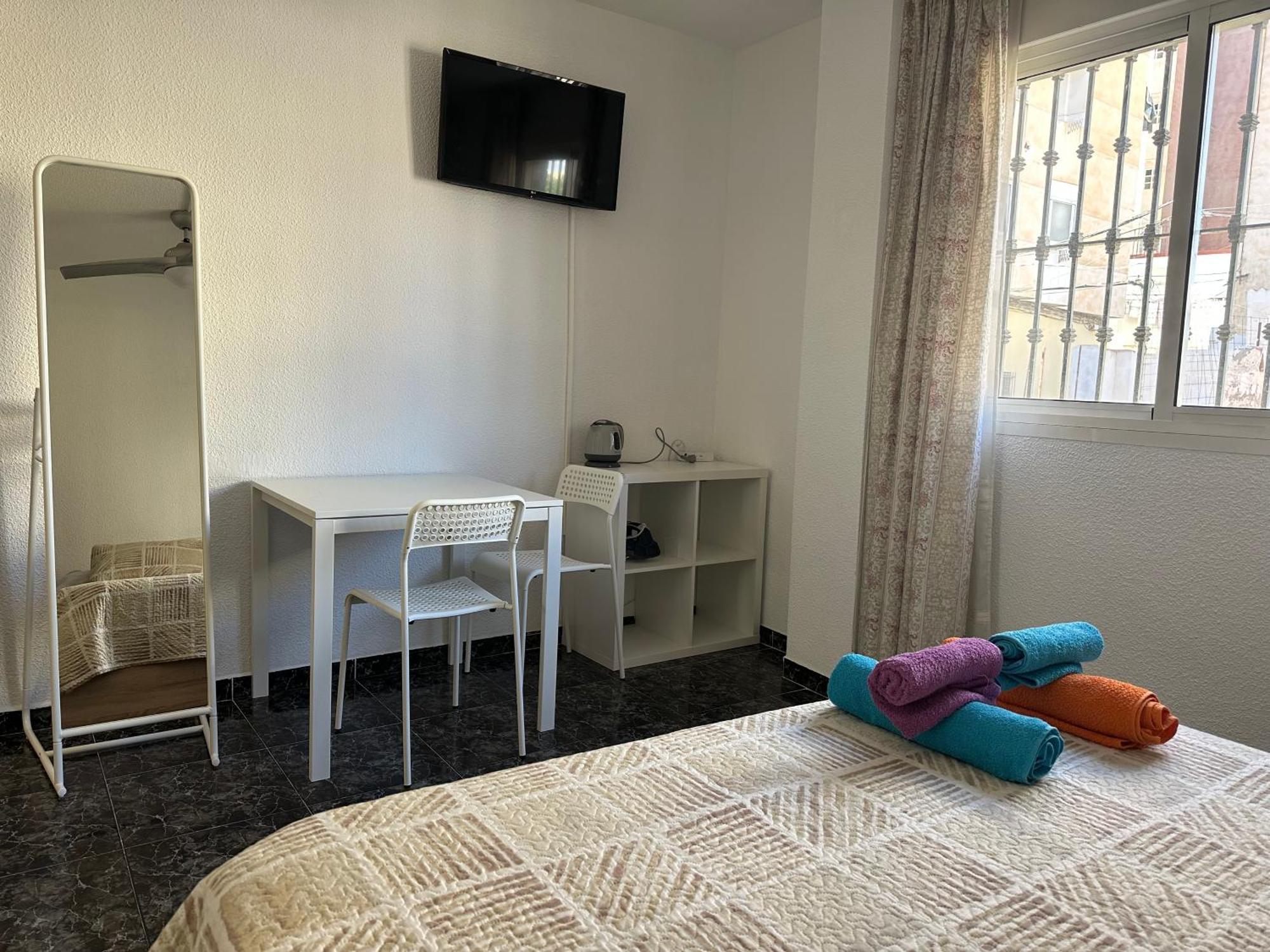 Almeria Centro Habitacion Privada En Apartamento Compartido Eksteriør bilde