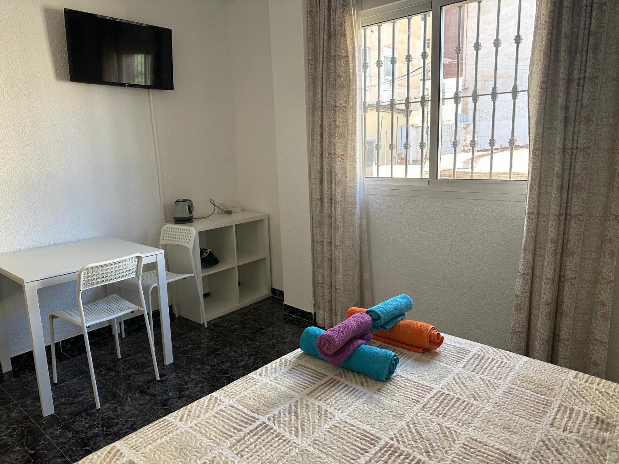 Almeria Centro Habitacion Privada En Apartamento Compartido Eksteriør bilde