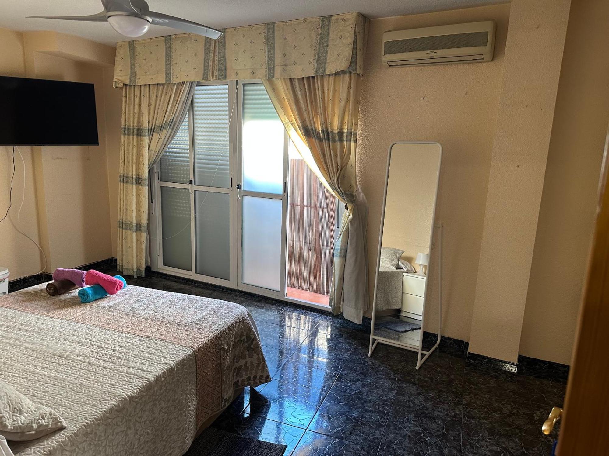 Almeria Centro Habitacion Privada En Apartamento Compartido Eksteriør bilde